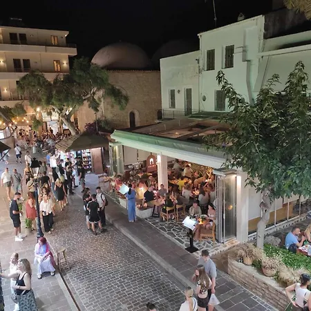 Platanos - Old Town *